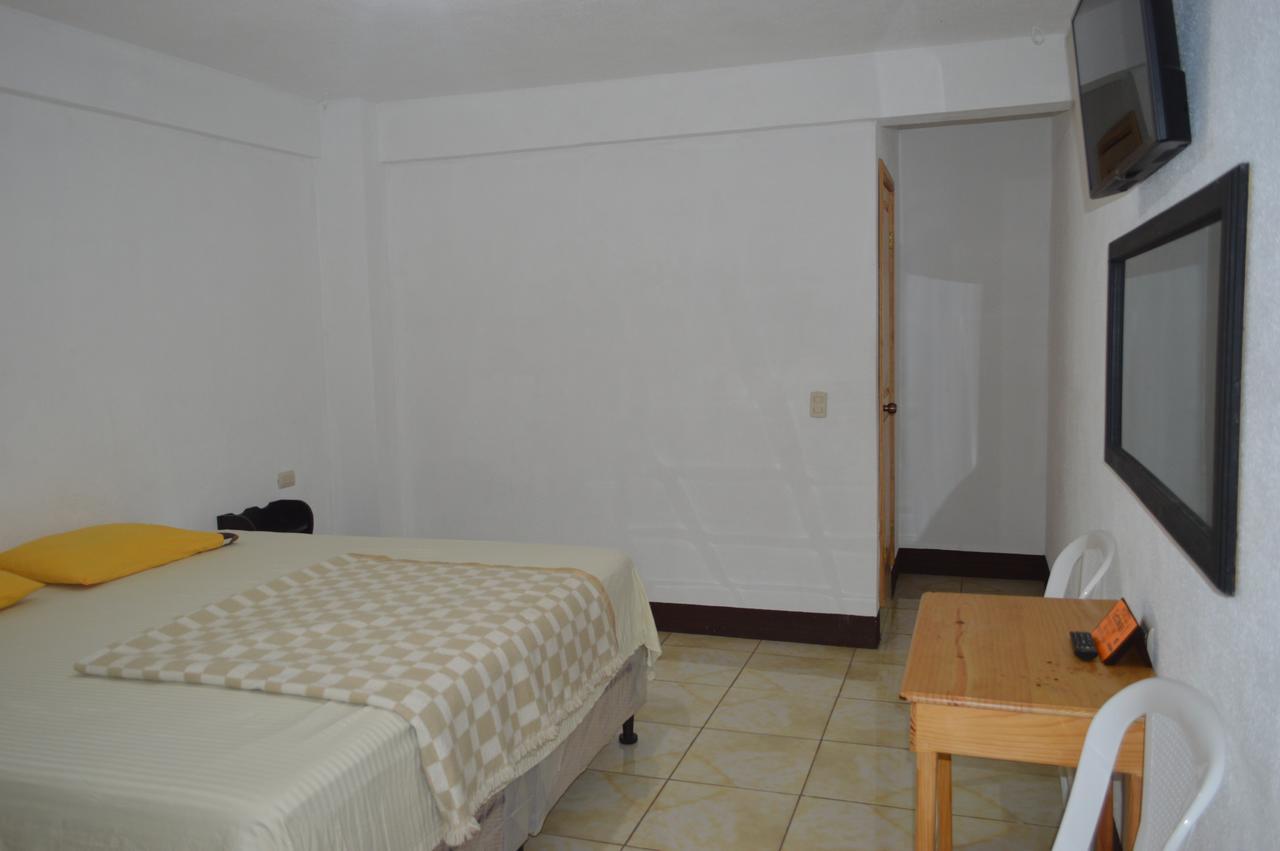 Hotel Xetawaa'L Сан Педро Ла Лагуна Екстериор снимка